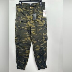 NWT $79 OAT New York Camo Utility Jogger Cargo Pant 28 Relaxed Fit Six Pockets